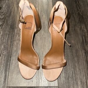 14th & Union Women's Nude Heels